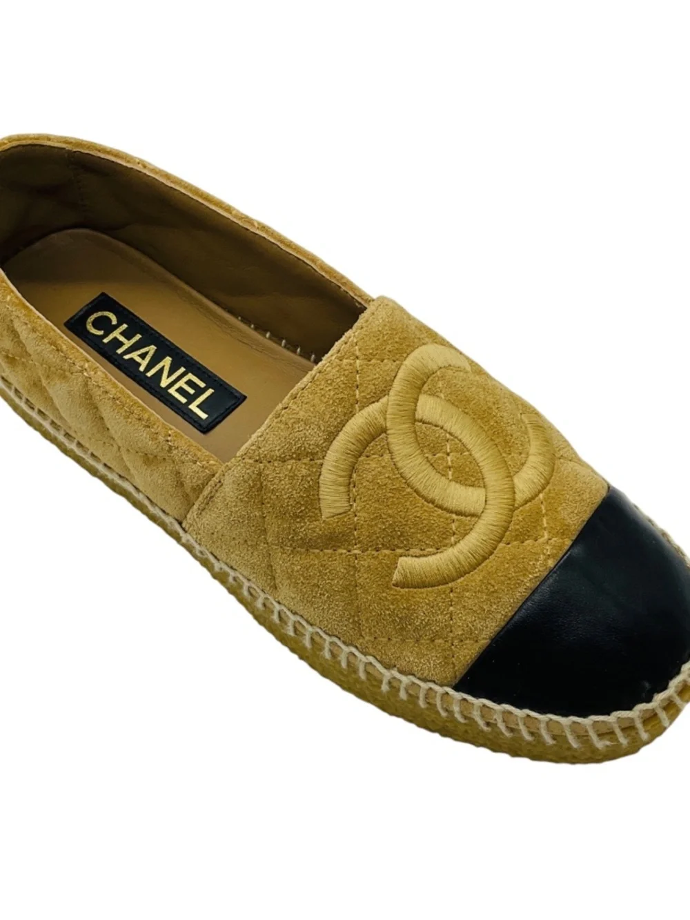 CHANEL TAN / BLACK LEATHER CAP TOE CC LOGO EMBOSSED QUILTED SUEDE ESPADRILLE FLA
